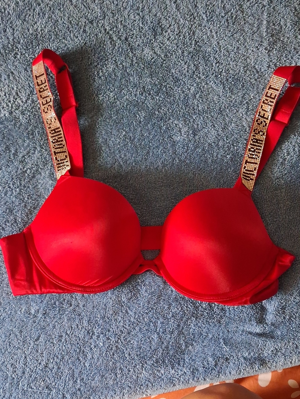 Victoria's Secret Red Push-Up Bra with Crystal Logo Straps,Very Sexy.    '